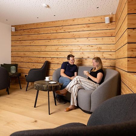 B&B Chasa Arfusch Ardez Bagian luar foto