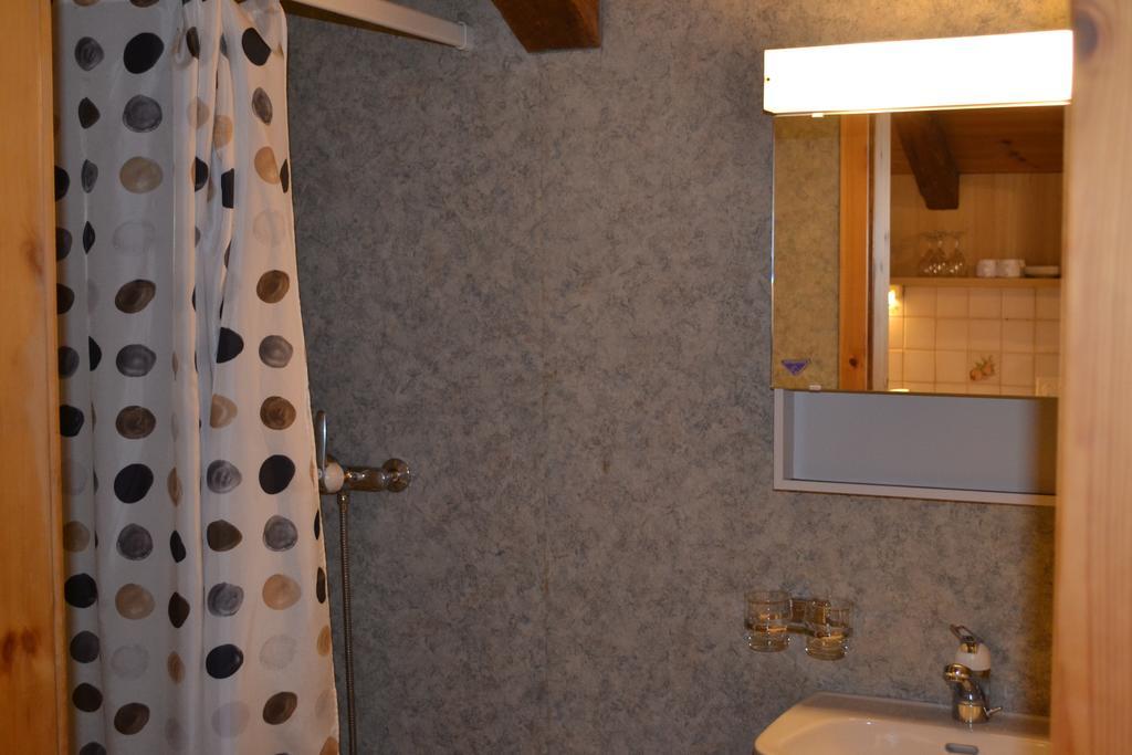 B&B Chasa Arfusch Ardez Ruang foto