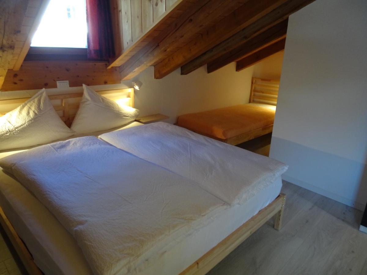 B&B Chasa Arfusch Ardez Bagian luar foto